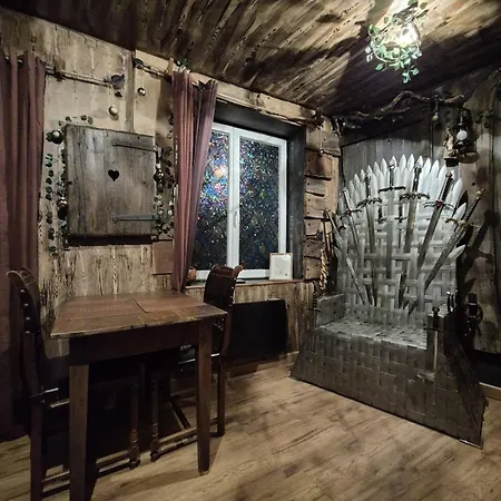 L'auberge Du Trone Romantique Medieval Jacuzzi *